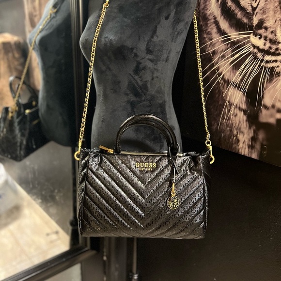 🖤🖤NWT-Guess Jania Quilted Small Girlfriend Satchel and matching Aveta wallet🖤 - Picture 15 of 15
